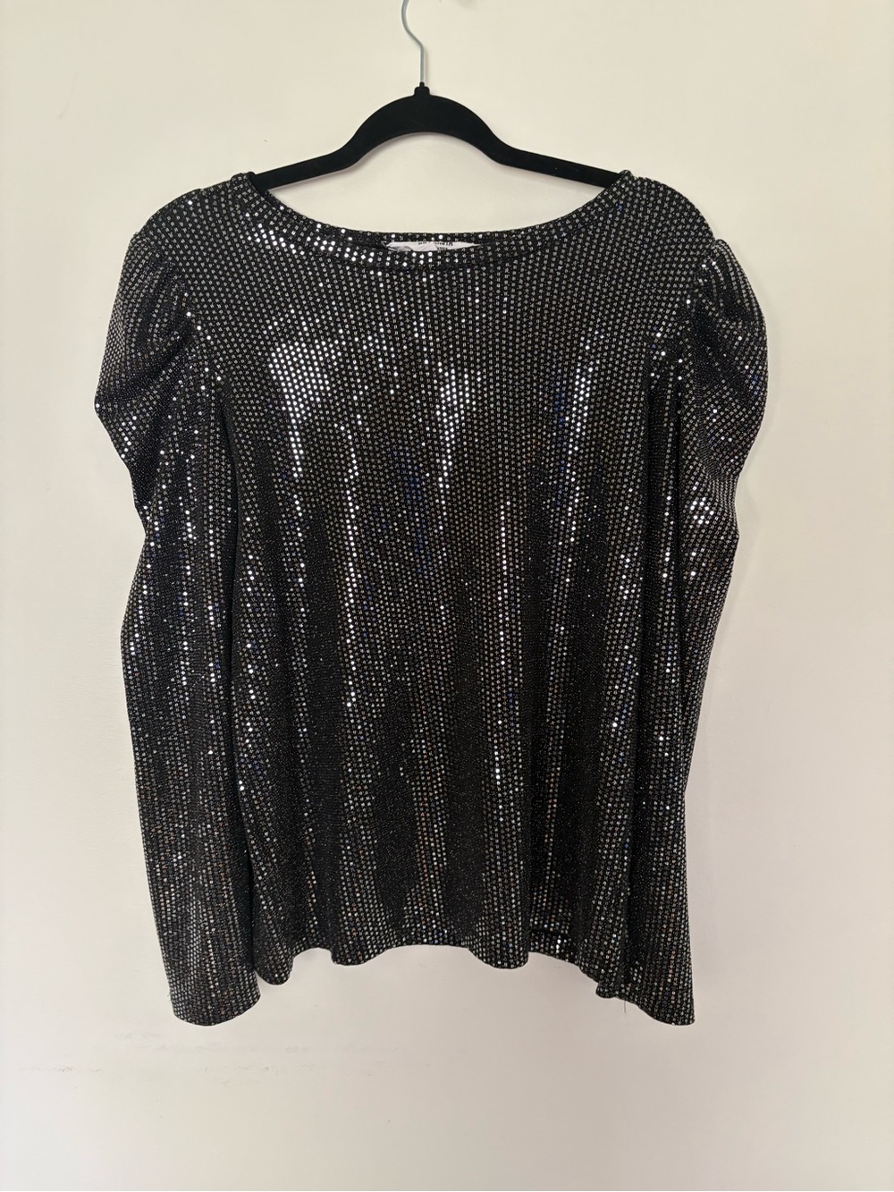 BB Dakota by Steve Madden Black Sequin Puff-Sleeve Top